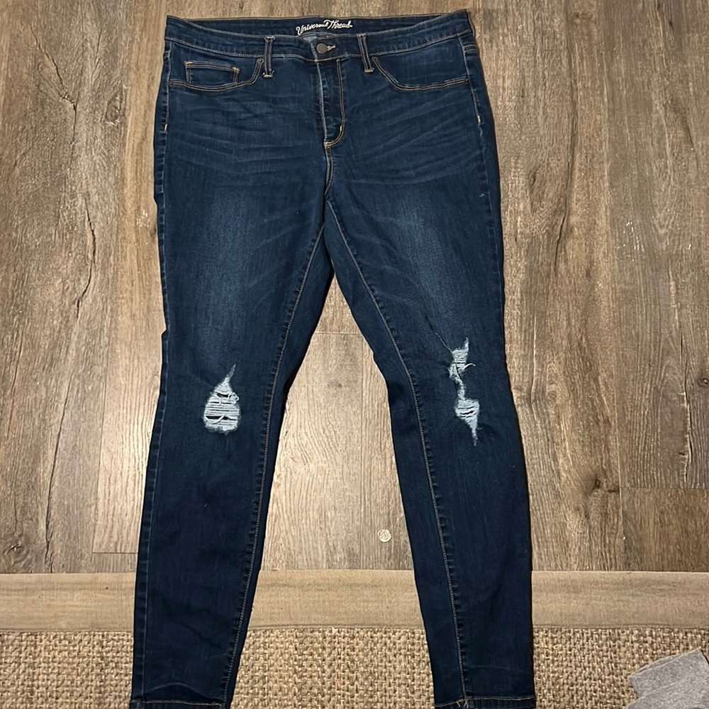 Full length skinny darkwash jeans with rips